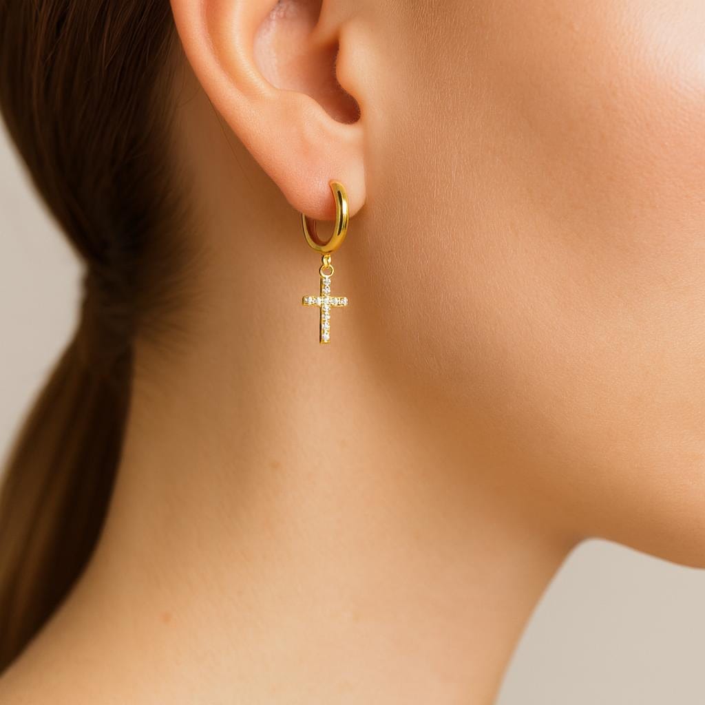 Boucle doreille creole croix