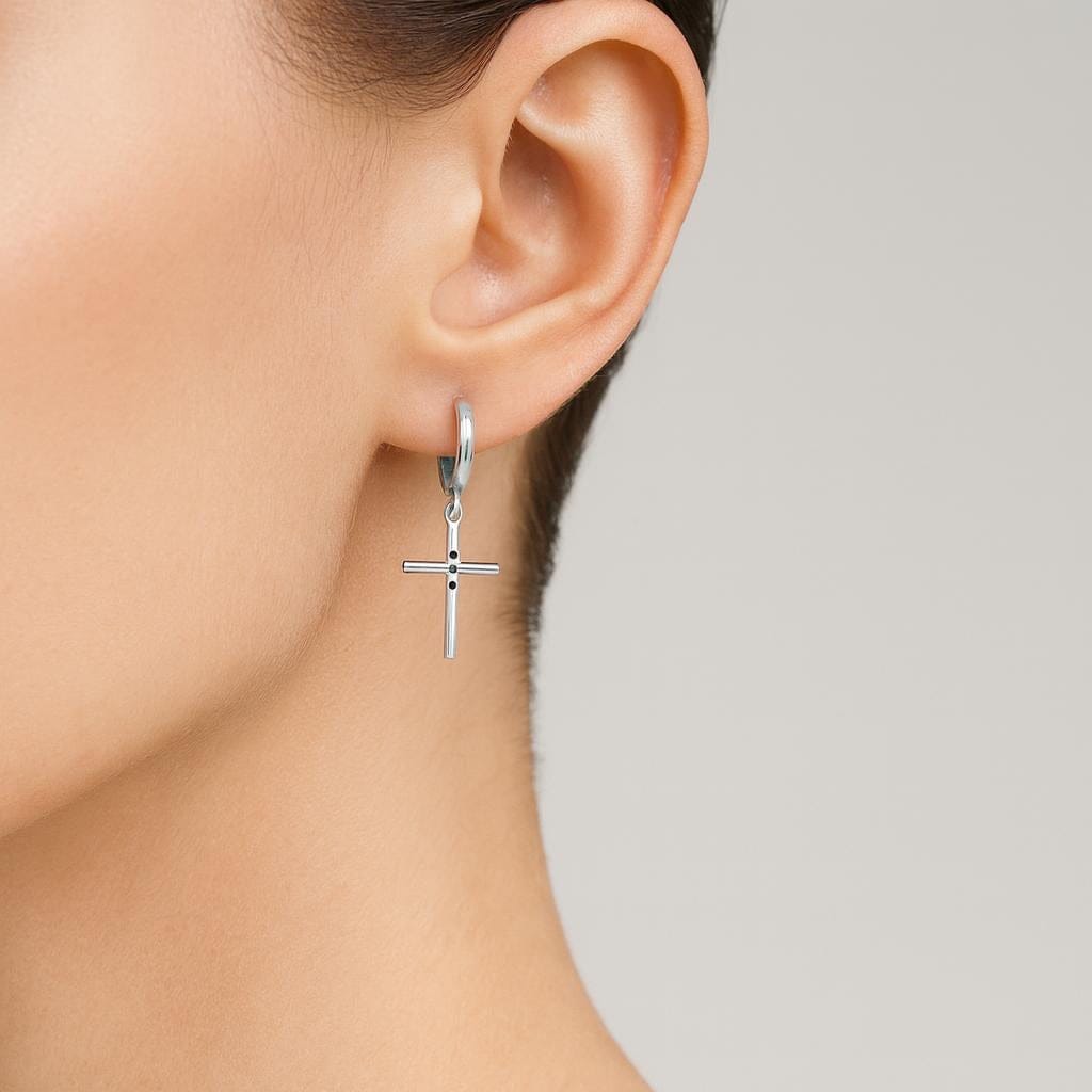 Boucle doreille en forme de croix