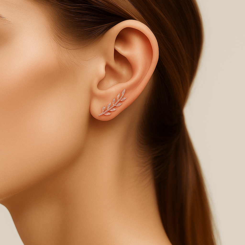 Boucle doreille grimpante feuille