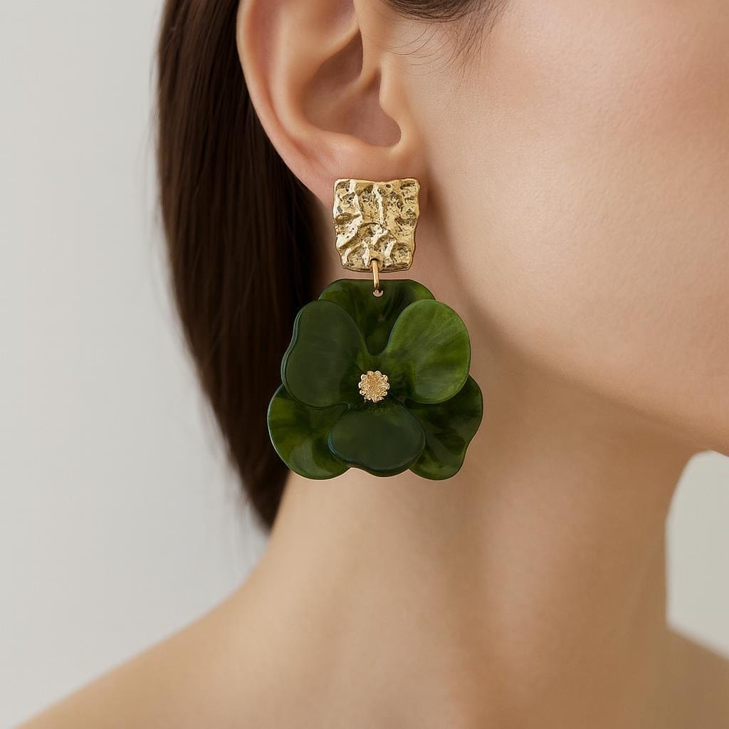 Boucles doreille fleurs resine